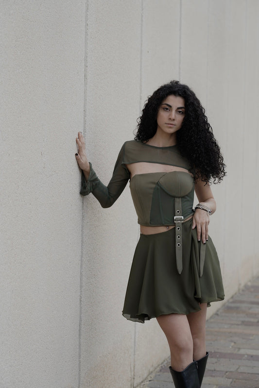DELABRÈ OUTFIT