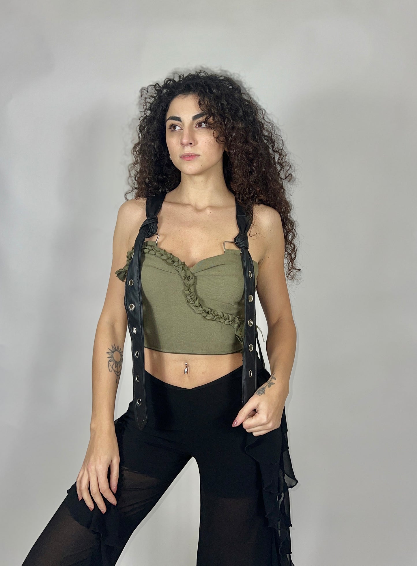 DIVENIRE crop top/borsa spallini cambiabili